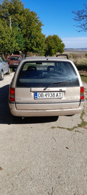 Opel Astra, снимка 2