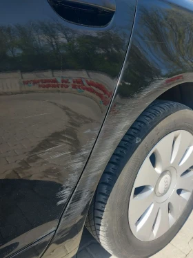 Audi A6 - 2450 € / 4791.78 лв. - 73537066 6