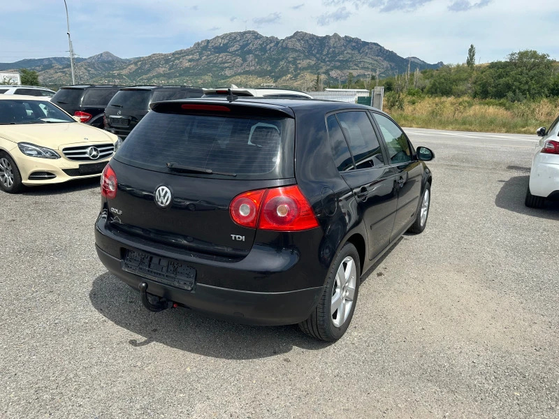 VW Golf 1.9TDI* 105 к.с* НАВИГАЦИЯ* ПОДГРЕВ, снимка 6 - Автомобили и джипове - 47534376