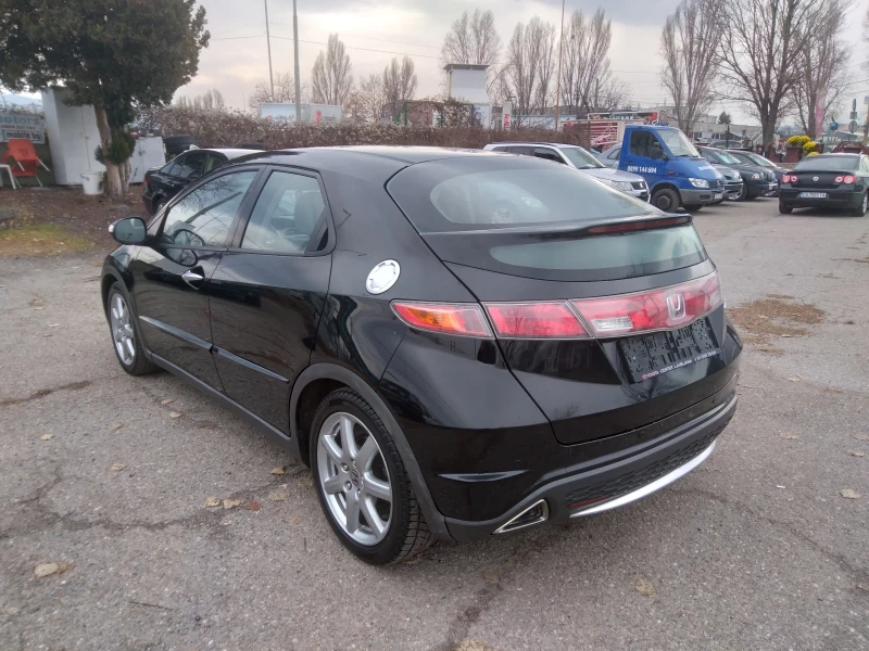 Honda Civic 1.8i 140кс.6 ск., снимка 6 - Автомобили и джипове - 48398989