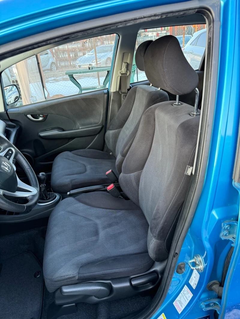 Honda Jazz 1.4i 100к.с Швейцария , снимка 9 - Автомобили и джипове - 49219538