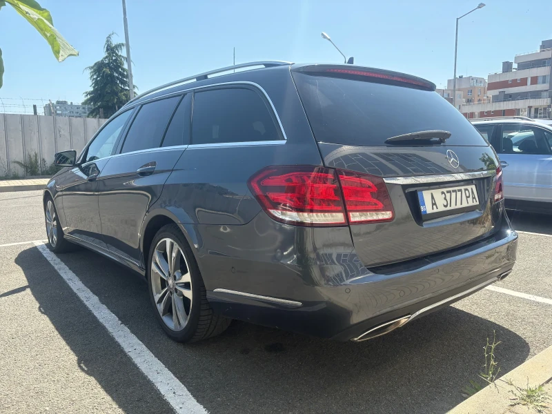 Mercedes-Benz E 350 AIR 4 MATIC LED Panorama Distronic + , снимка 5 - Автомобили и джипове - 51574397