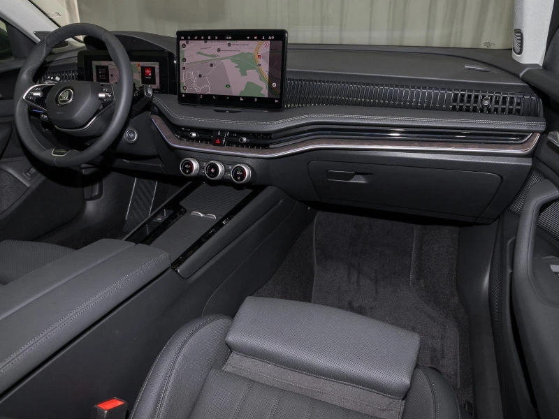Skoda Superb 2.0 TDI 4x4 L&K CANTON 360 CAMERA HEAD UP, снимка 12 - Автомобили и джипове - 51508590