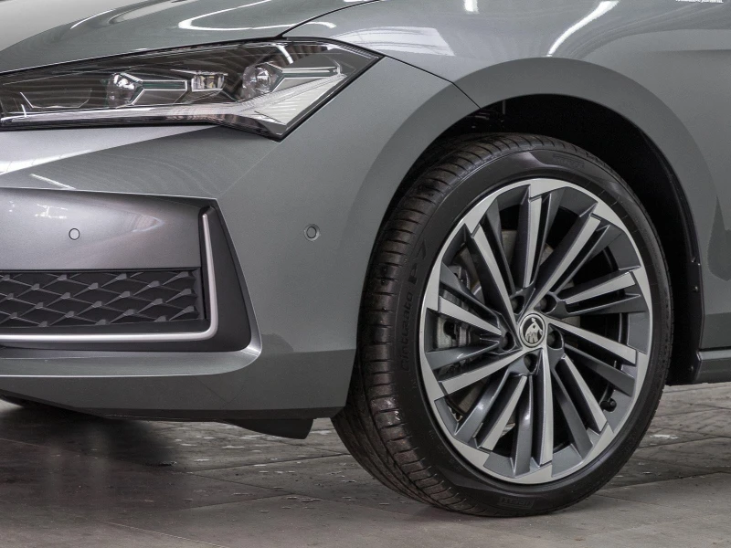 Skoda Superb 2.0 TDI 4x4 L&K CANTON 360 CAMERA HEAD UP, снимка 2 - Автомобили и джипове - 51508590