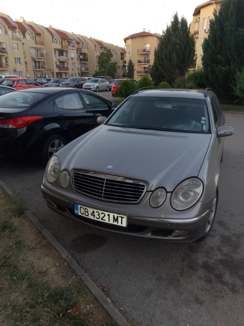 Mercedes-Benz E 200, снимка 4 - Автомобили и джипове - 52023831