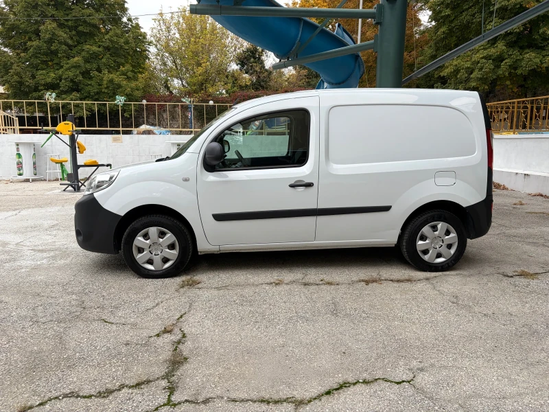 Renault Kangoo, снимка 2 - Автомобили и джипове - 52102720