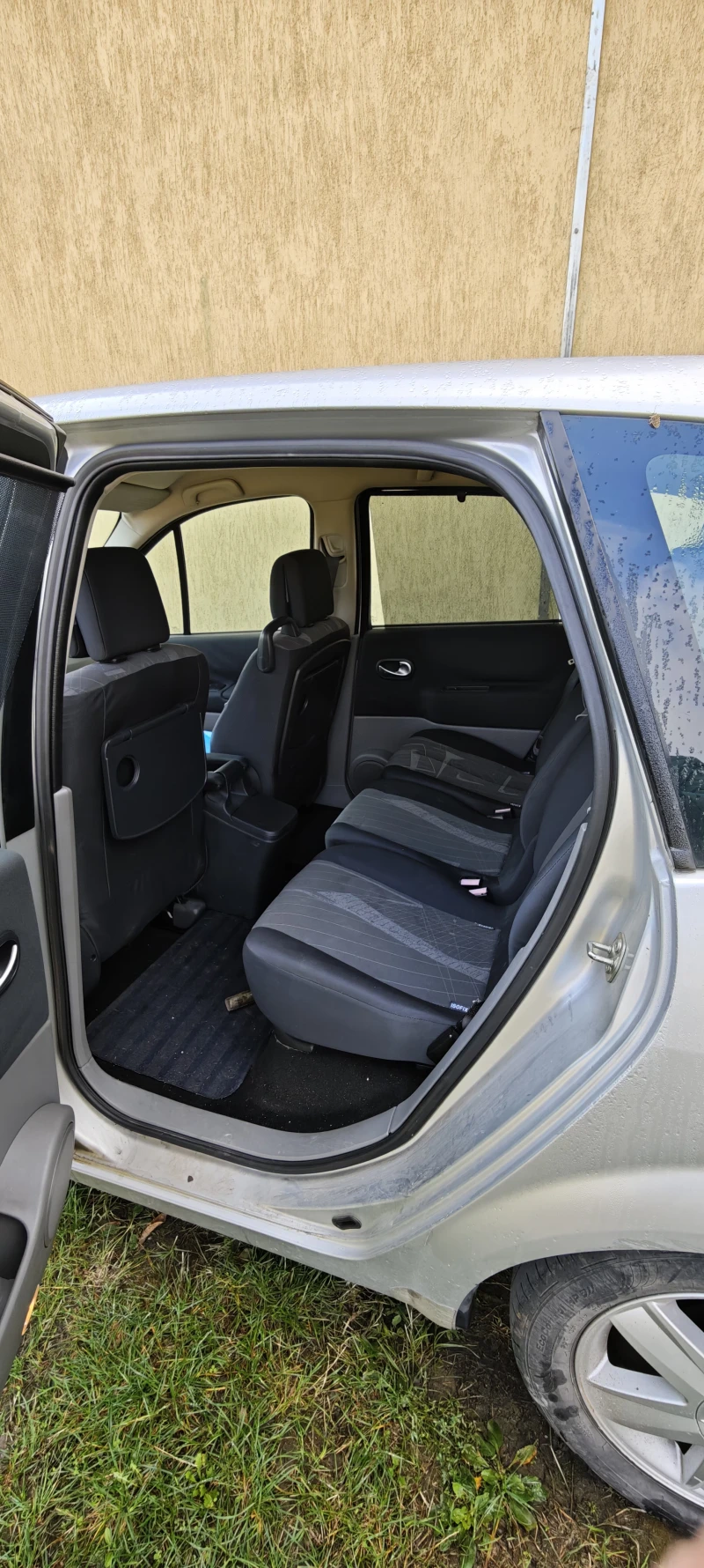 Renault Scenic Меган, снимка 7 - Автомобили и джипове - 52105233