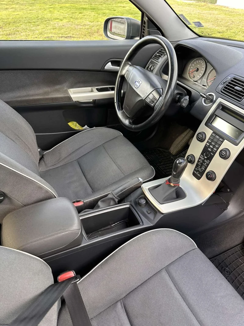 Volvo C30, снимка 11 - Автомобили и джипове - 52796584