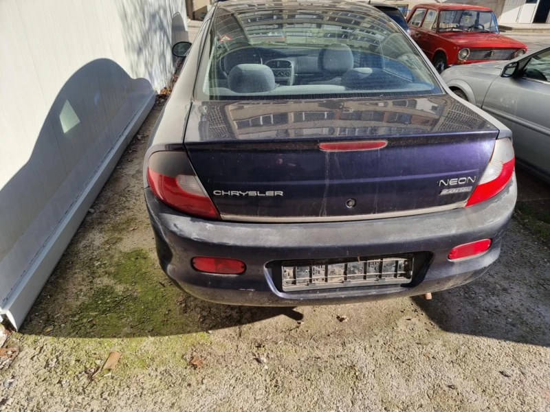 Chrysler Neon 2.0 16V/Газ, снимка 9 - Автомобили и джипове - 52927543