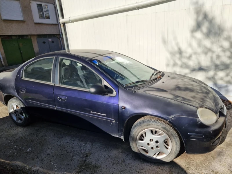 Chrysler Neon 2.0 16V/Газ, снимка 2 - Автомобили и джипове - 52927543