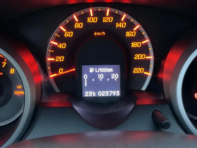 Honda Jazz 23700KM БЕЛГИЯ, снимка 15 - Автомобили и джипове - 53056214