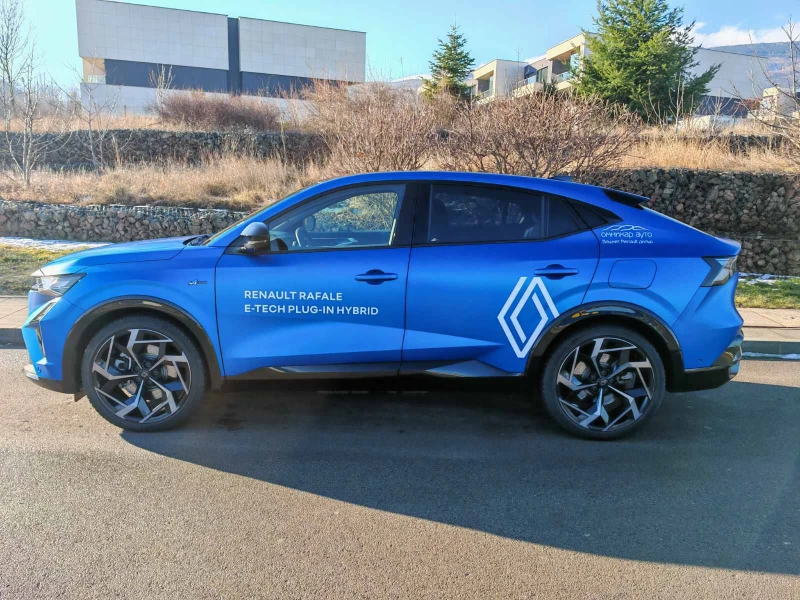 Renault Rafale 4390Евро за получаване, Atelier Alpine Phev300 4x4, снимка 8 - Автомобили и джипове - 53119261