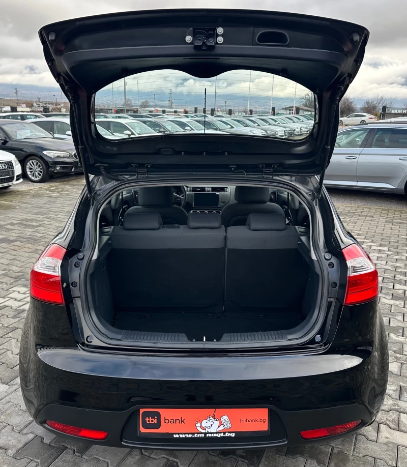 Kia Rio, снимка 17 - Автомобили и джипове - 53374178