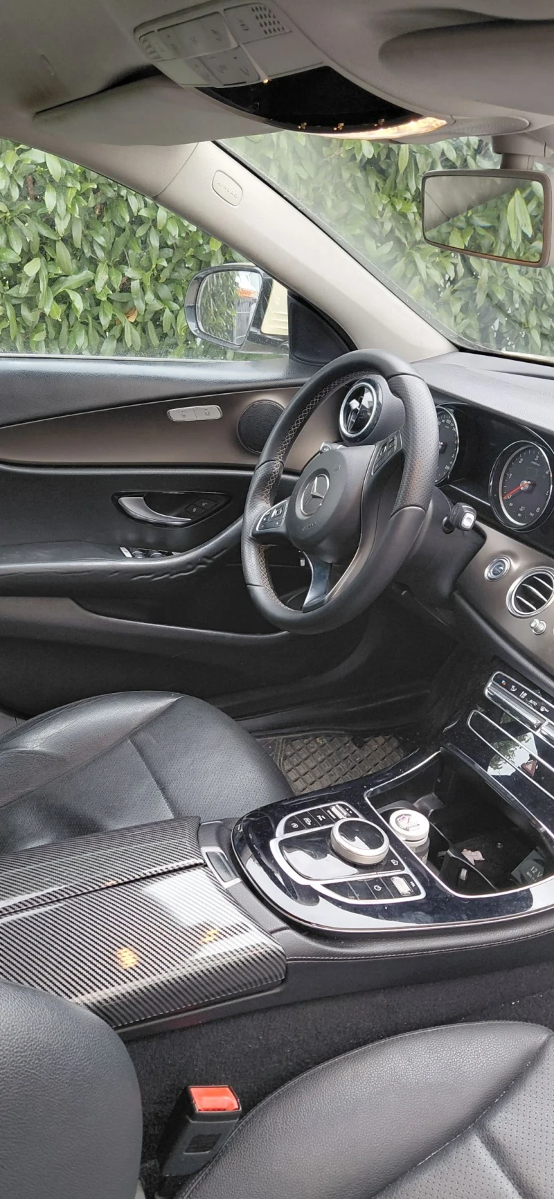 Mercedes-Benz E 200, снимка 3 - Автомобили и джипове - 53447434
