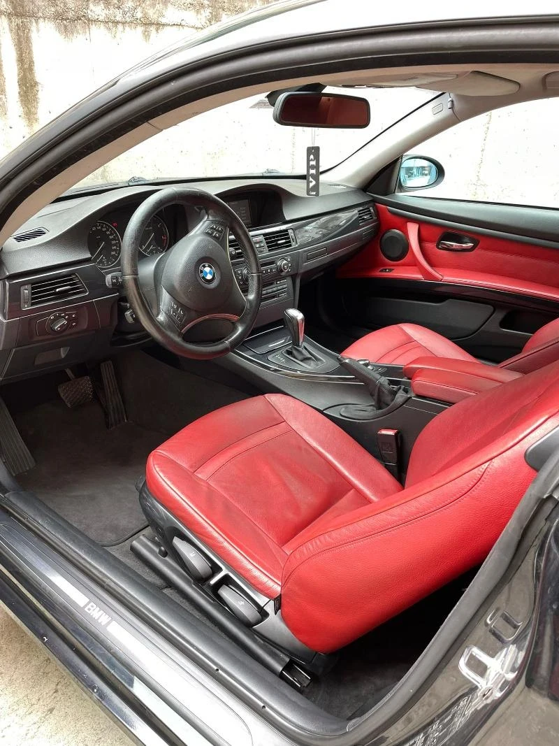 BMW 320 E92, снимка 5 - Автомобили и джипове - 48378142