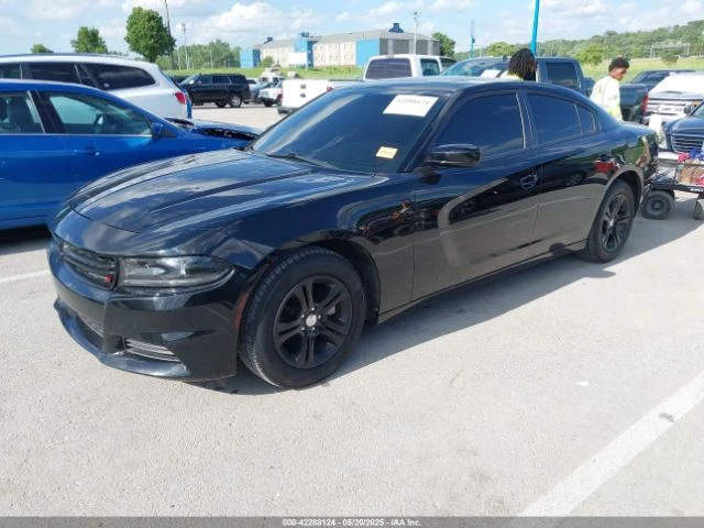Dodge Charger SXT RWD - изображение 2