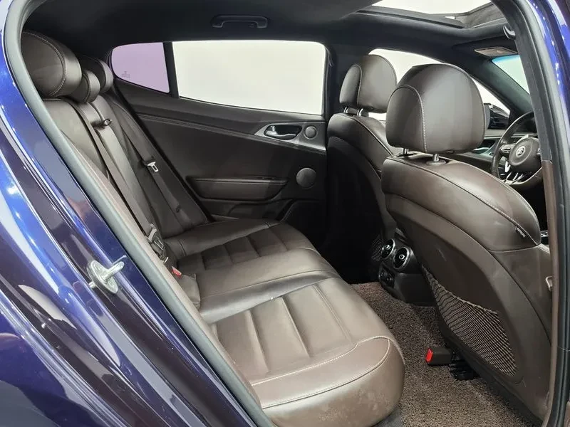 Kia Stinger  3.3 Turbo 2Wd Gt | Mobile.bg � ����������� 12