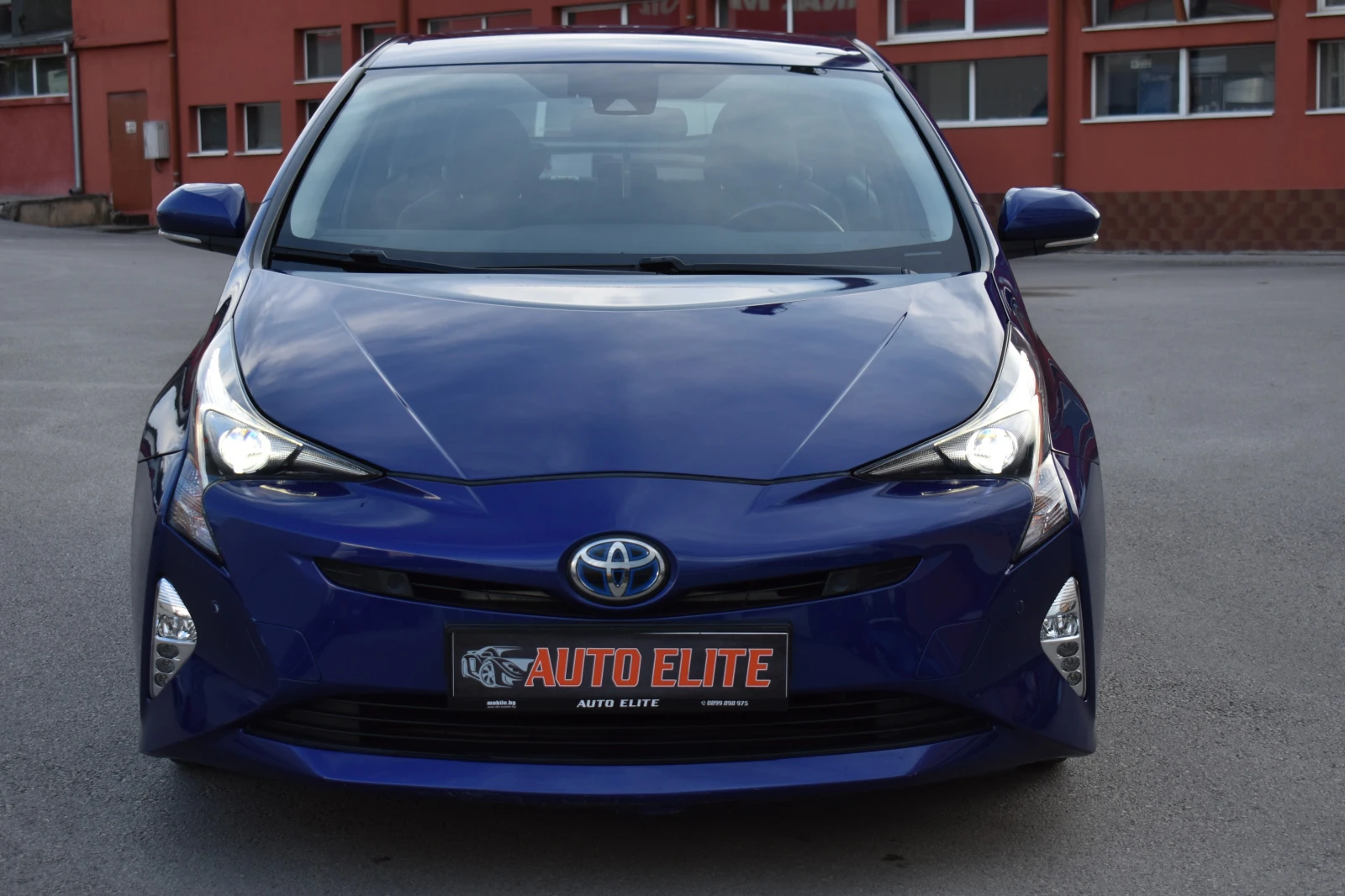 Toyota Prius 1.8HYBRID= EURO6= JBL= FULL= TOP!!! - изображение 8