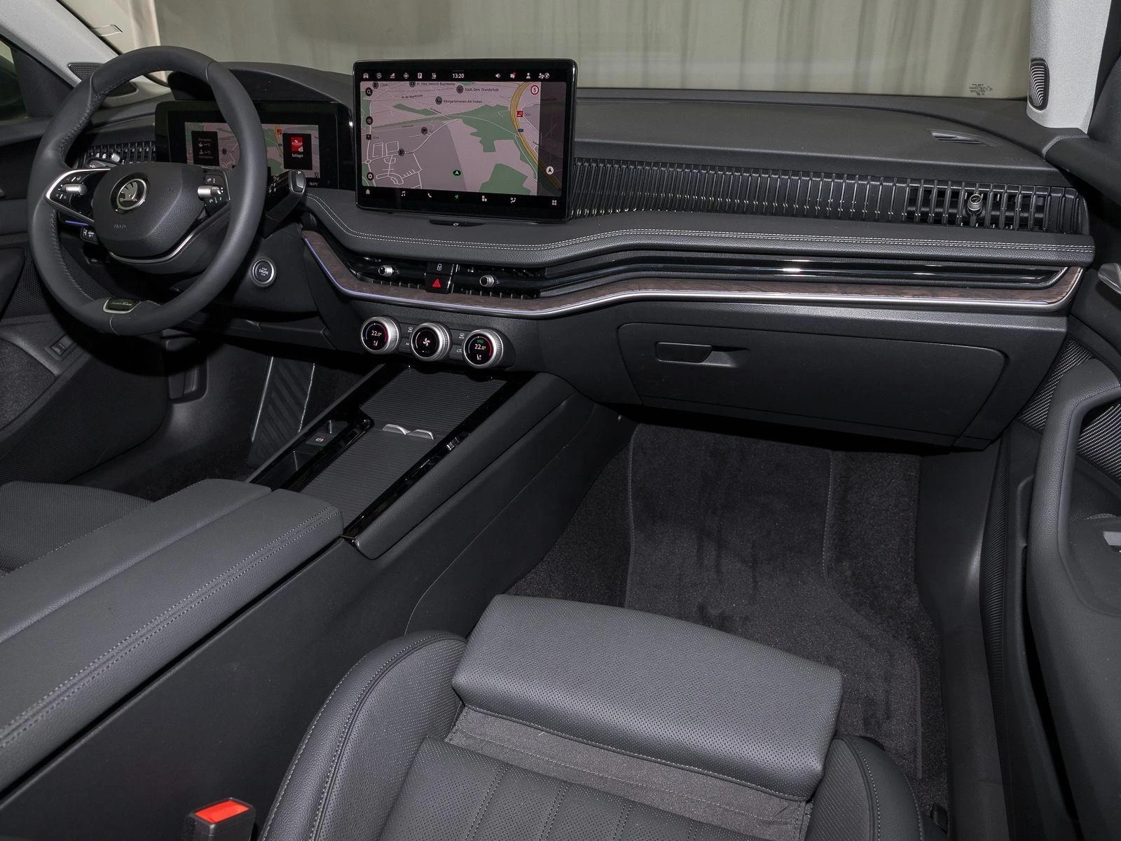 Skoda Superb 2.0 TDI 4x4 L&K CANTON 360 CAMERA HEAD UP | Mobile.bg   12