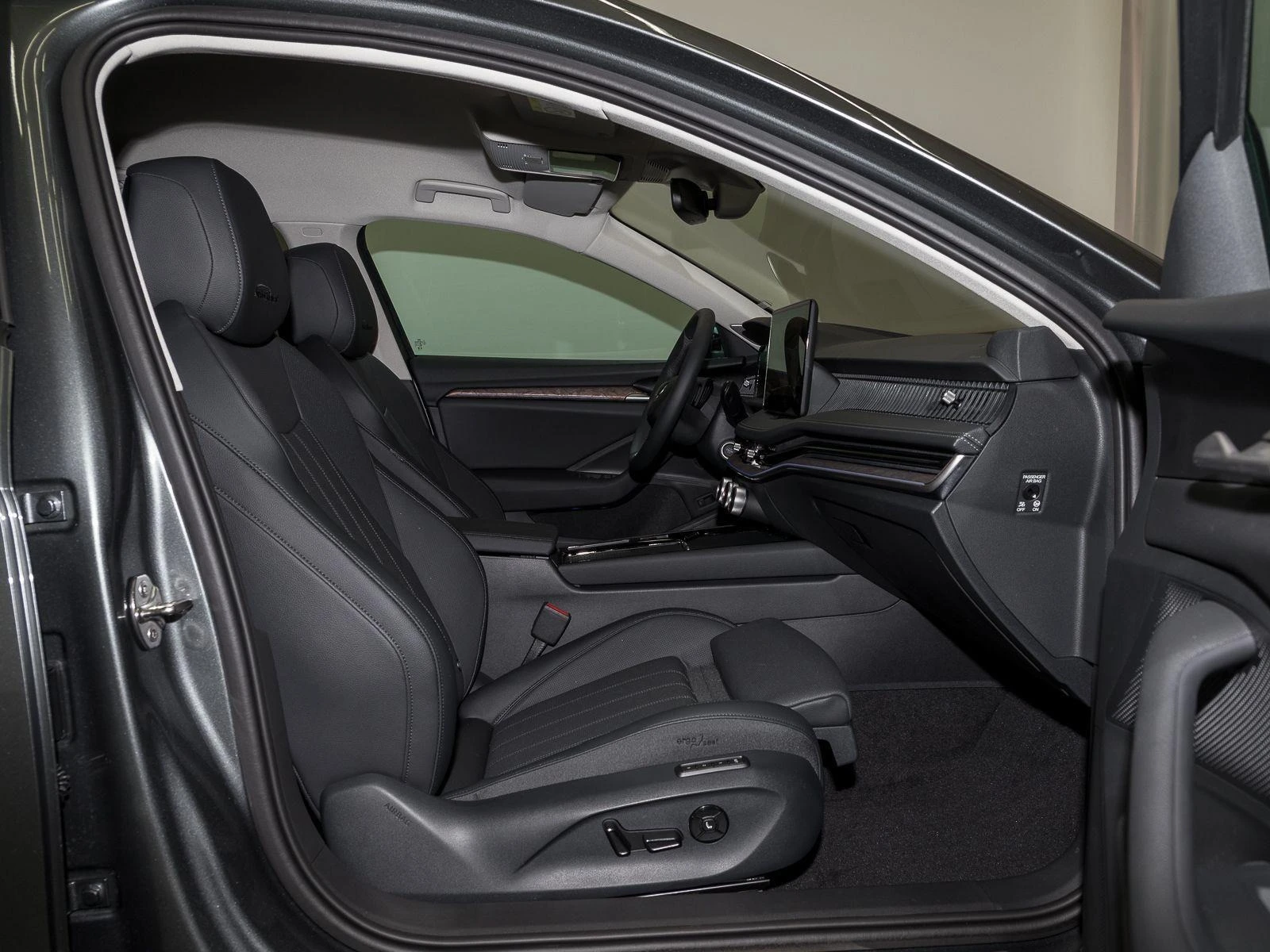 Skoda Superb 2.0 TDI 4x4 L&K CANTON 360 CAMERA HEAD UP | Mobile.bg   13