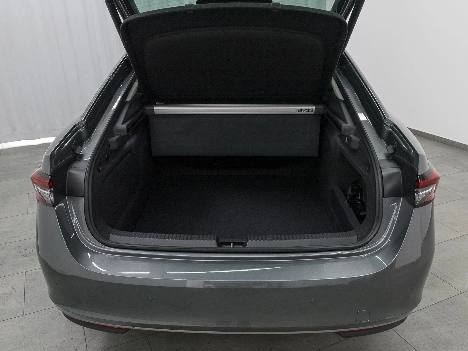 Skoda Superb 2.0 TDI 4x4 L&K CANTON 360 CAMERA HEAD UP | Mobile.bg   15