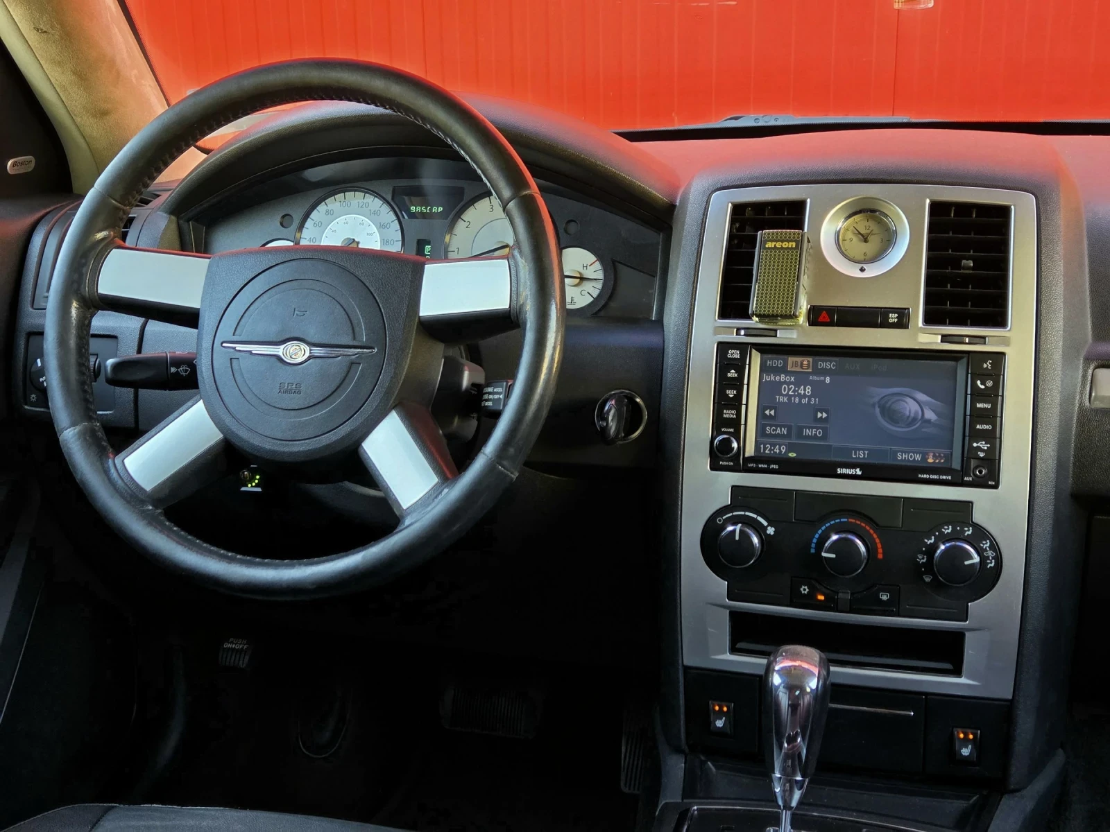 Chrysler 300c 3.5 4x4 Газ-Бензин Регистриран - изображение 10