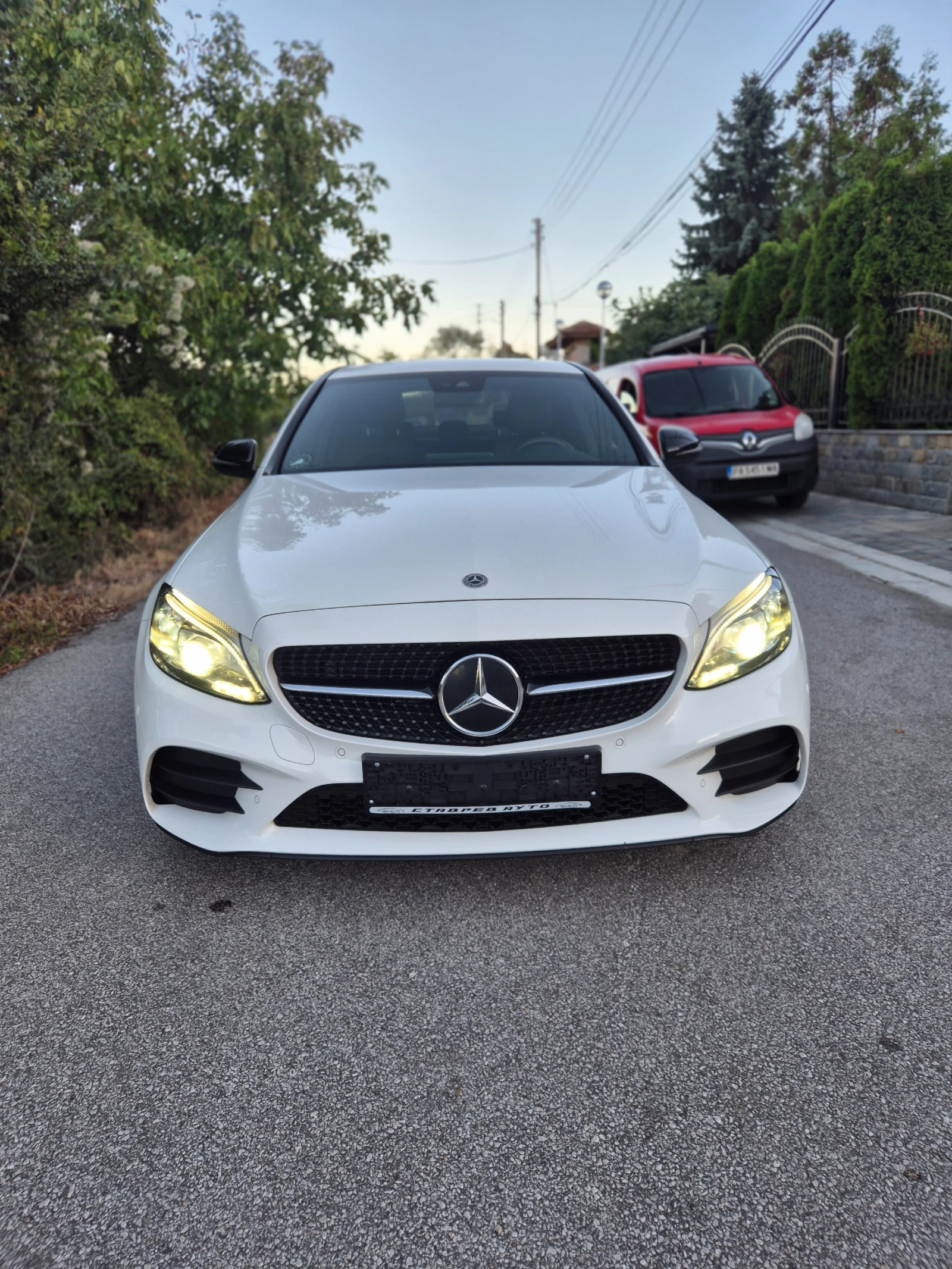 Mercedes-Benz C 300 D/AMG/20г/9GTRONIC/NIGHT EDITION - изображение 3