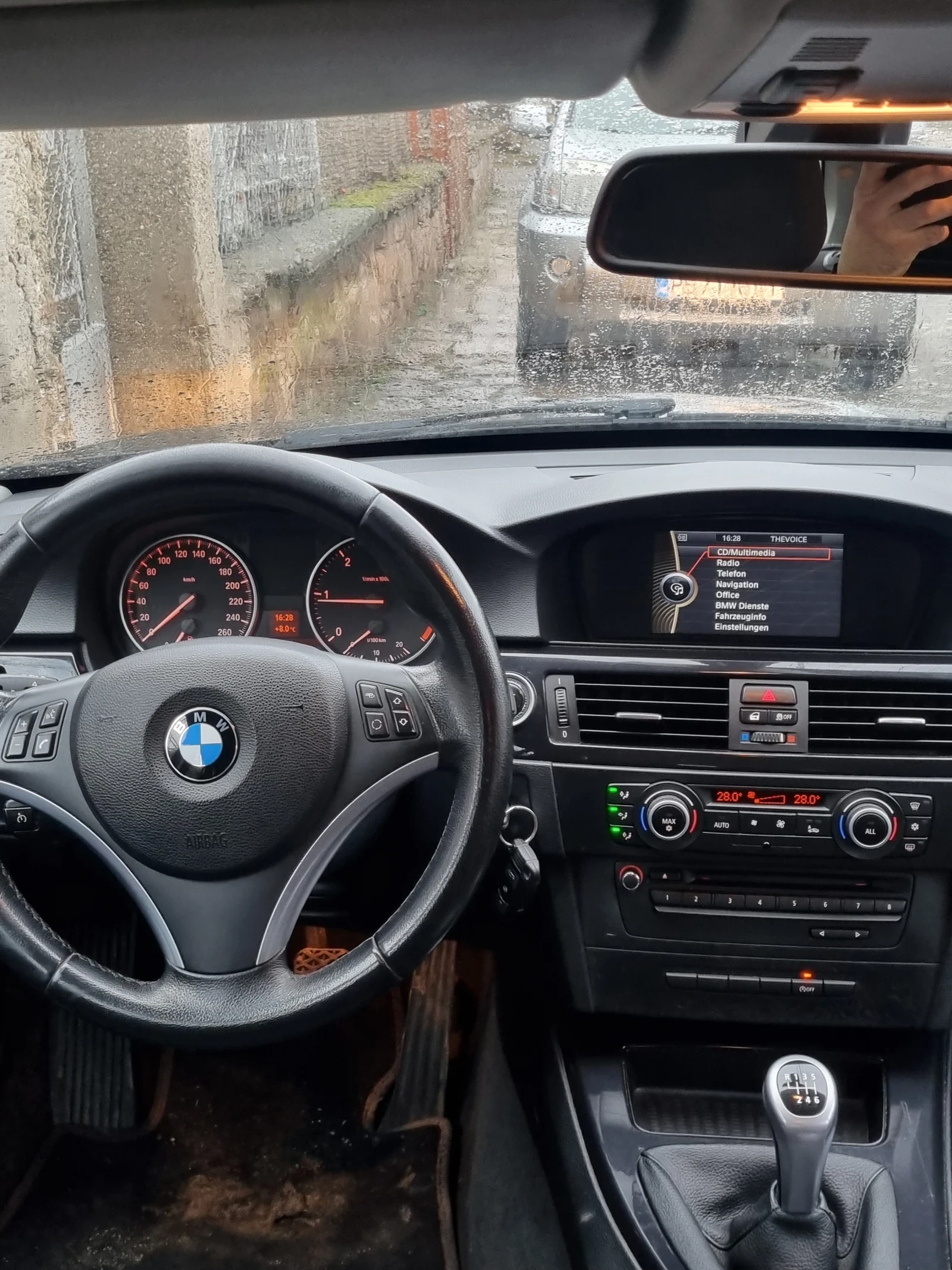 BMW 320 N47 184к.с NAVI - изображение 10