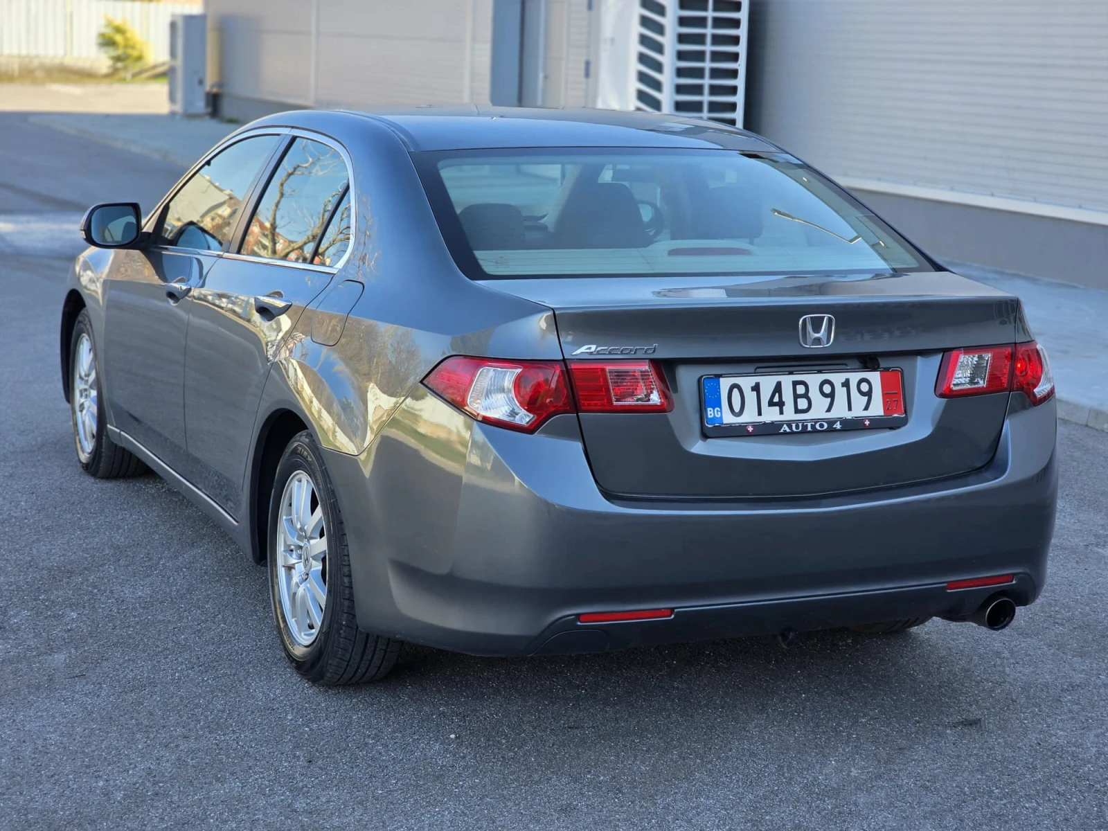 Honda Accord 2.0i * 156 к.с.* NAVI* SWISS*  - изображение 6