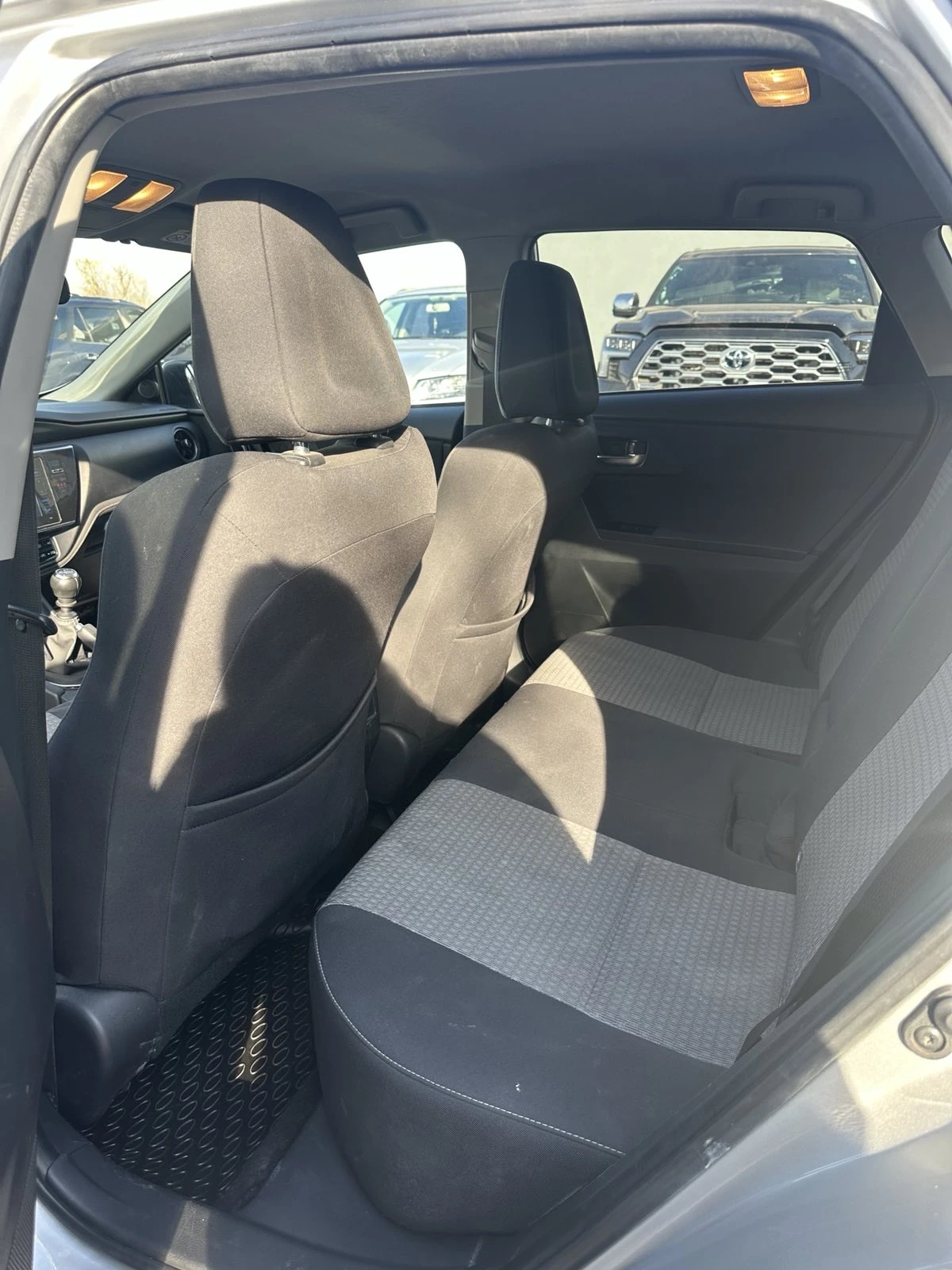 Toyota Auris 1.6I 157000KM | Mobile.bg � ����������� 10