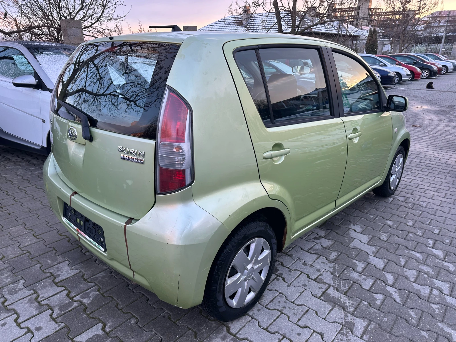 Daihatsu Sirion 1.3 87�.� 4�4 | Mobile.bg � ����������� 4