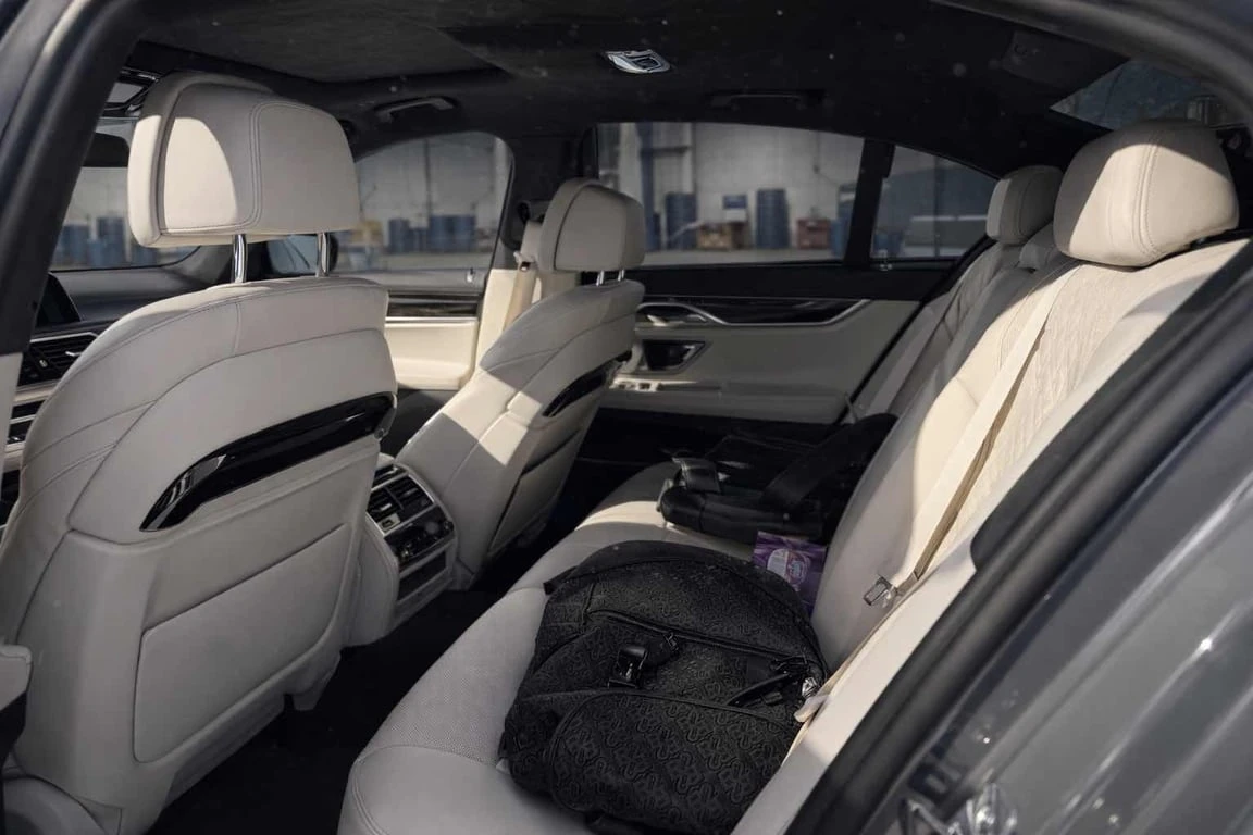 BMW 750 * 750i xDrive * CARFAX * ��� ������������ ������ | Mobile.bg � ����������� 8