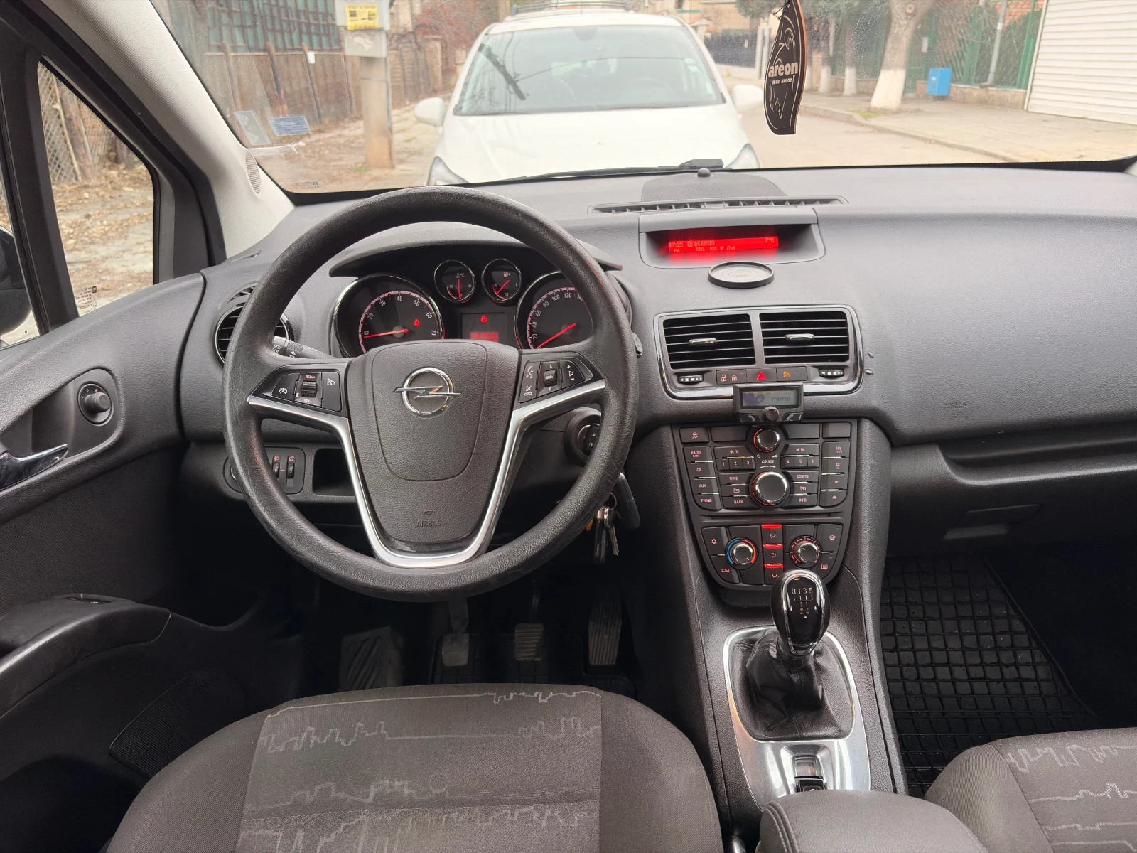 Opel Meriva 1.4T 120�� | Mobile.bg � ����������� 8