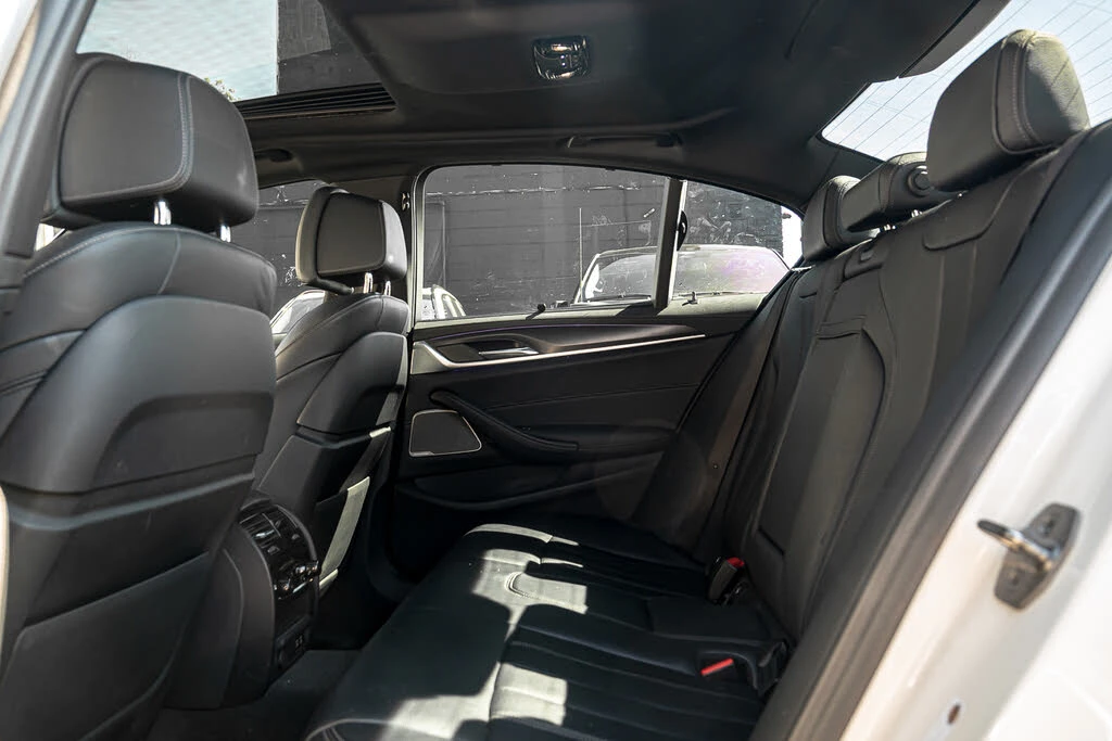 BMW 540 M SPORT* SHADOWLINE, снимка 9 - Автомобили и джипове - 53724829