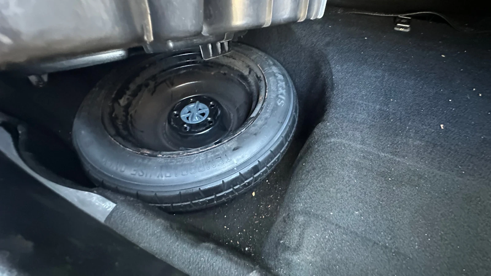 Hyundai Ix20, снимка 9 - Автомобили и джипове - 53835353