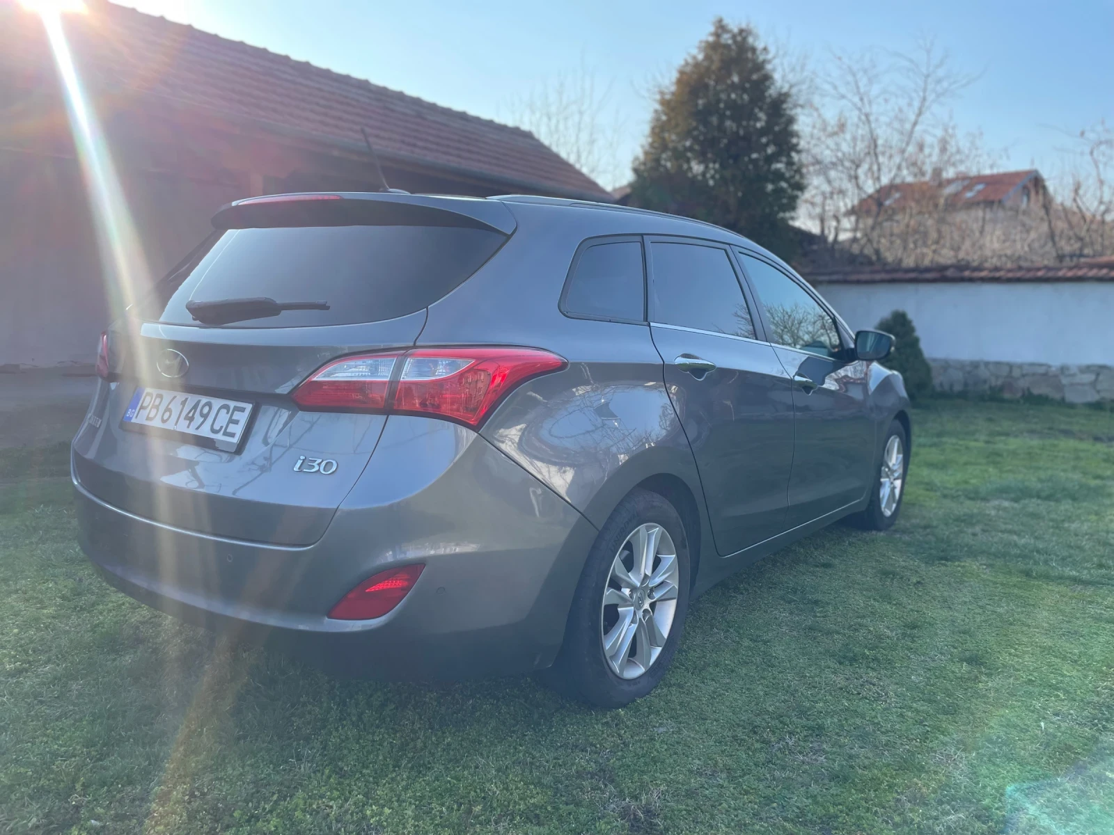 Hyundai I30 1.6 Exclusive, снимка 4 - Автомобили и джипове - 53849764