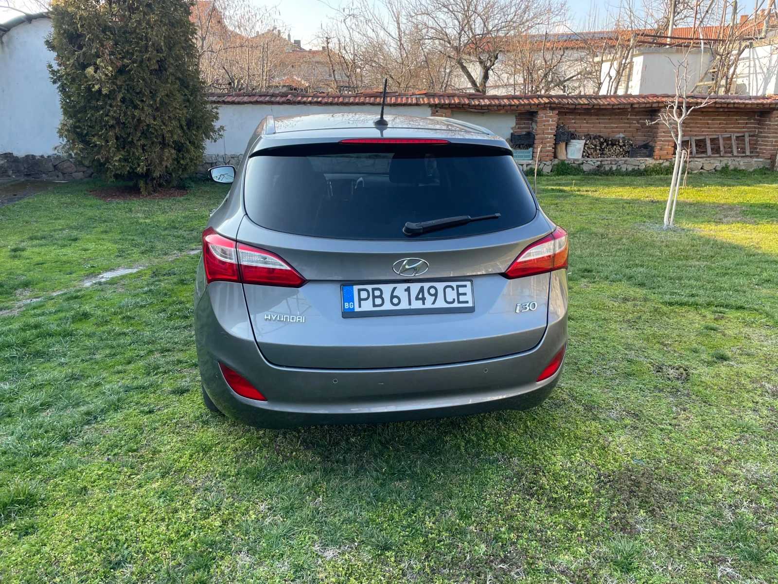 Hyundai I30 1.6 Exclusive, снимка 6 - Автомобили и джипове - 53849764