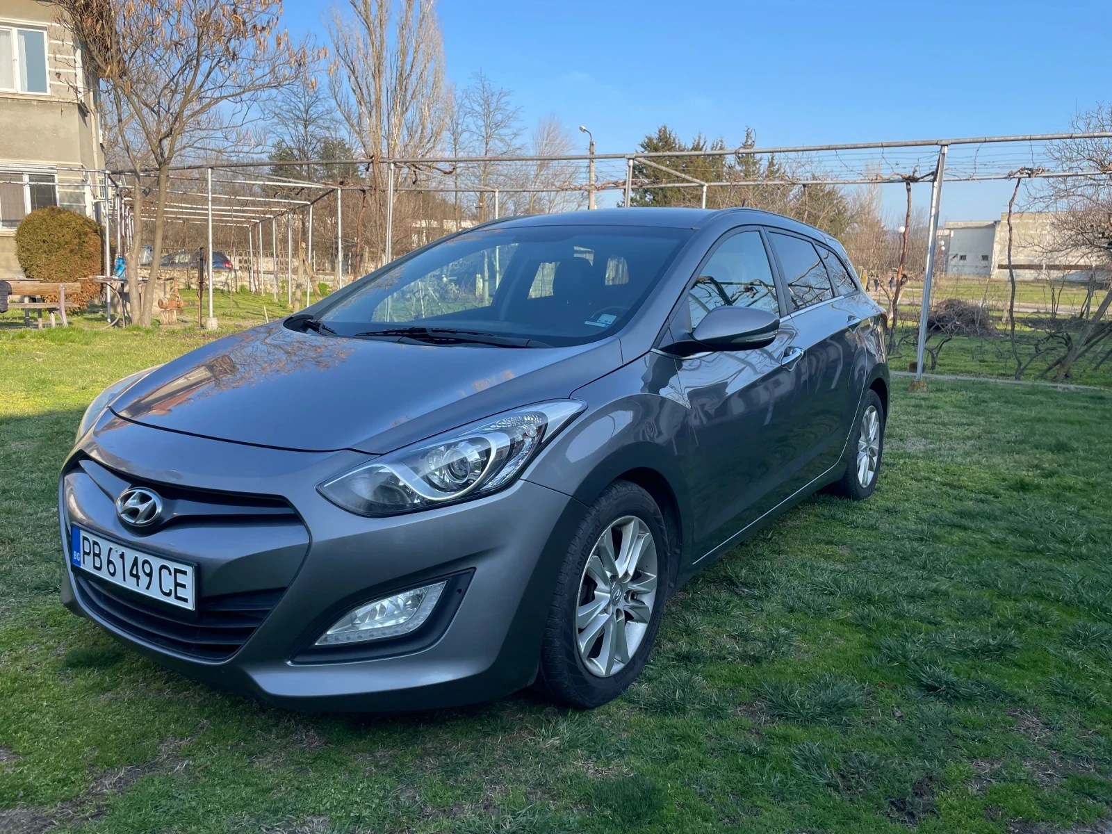 Hyundai I30 1.6 Exclusive, снимка 2 - Автомобили и джипове - 53849764