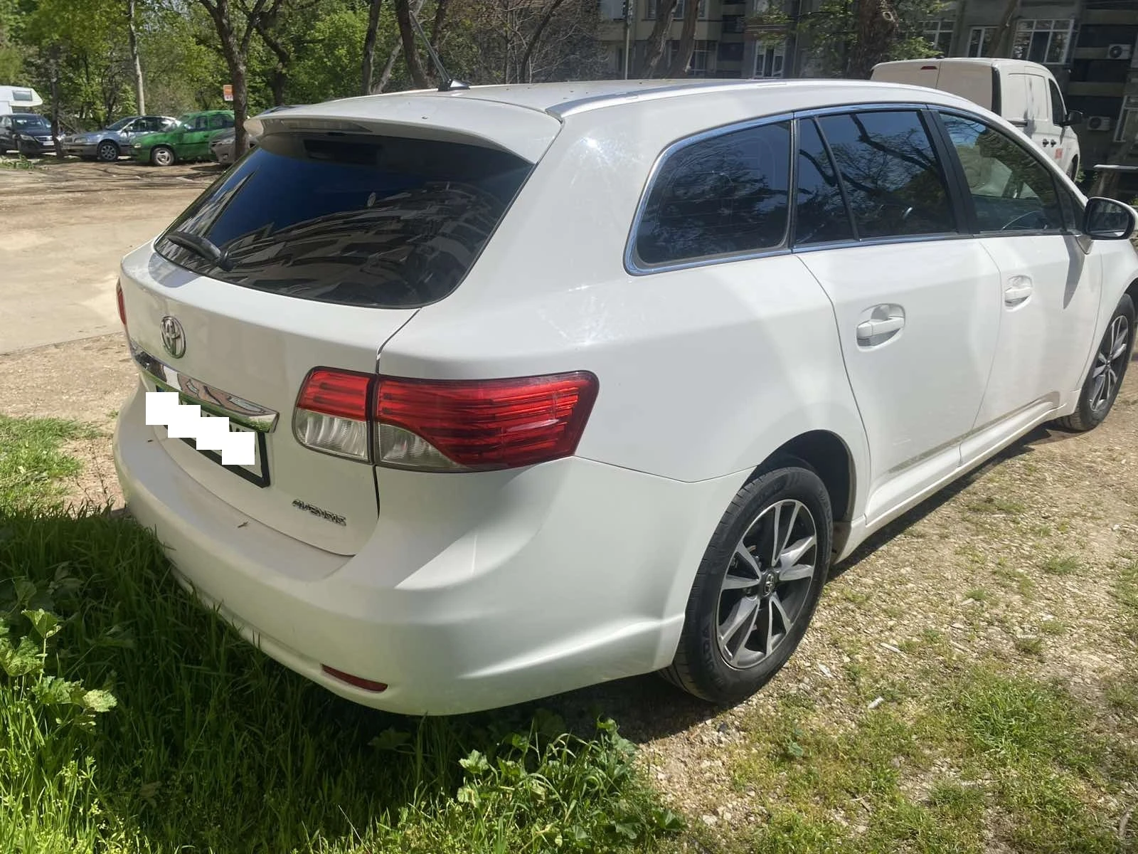 Toyota Avensis, снимка 3 - Автомобили и джипове - 54258482