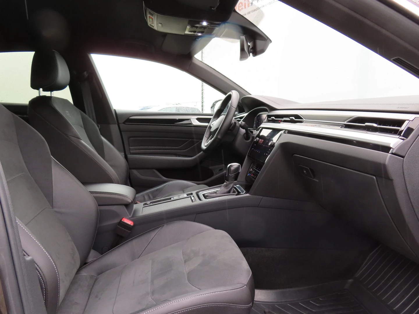 VW Arteon, снимка 6 - Автомобили и джипове - 56420466