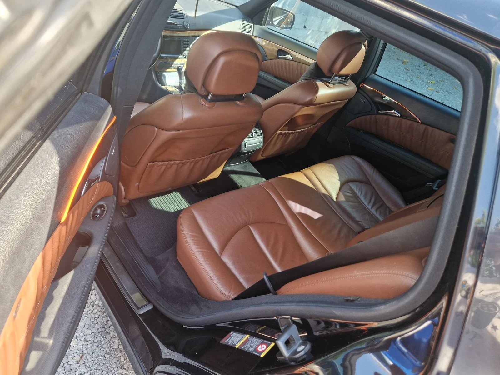 Mercedes-Benz E 320 Avantgarde , снимка 7 - Автомобили и джипове - 54498548