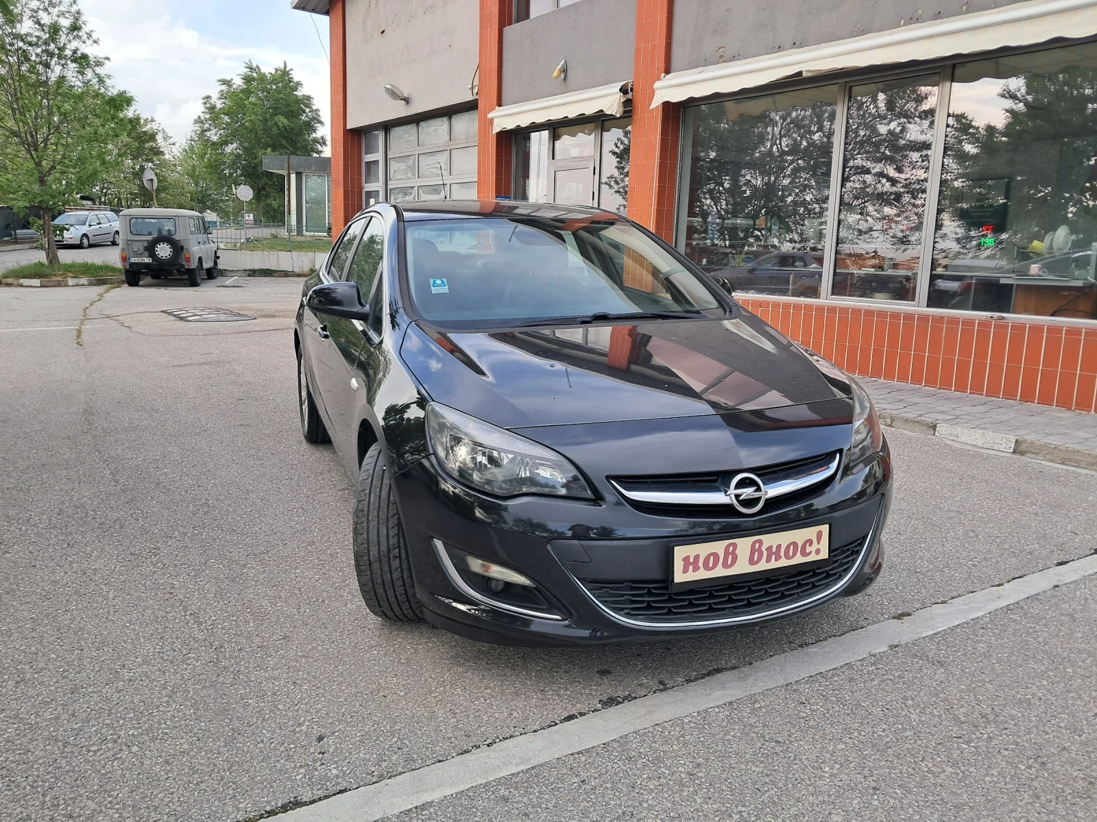 Opel Astra 1.7 CDTI СЕДАН 110 КС 6 СКОРОСТИ.