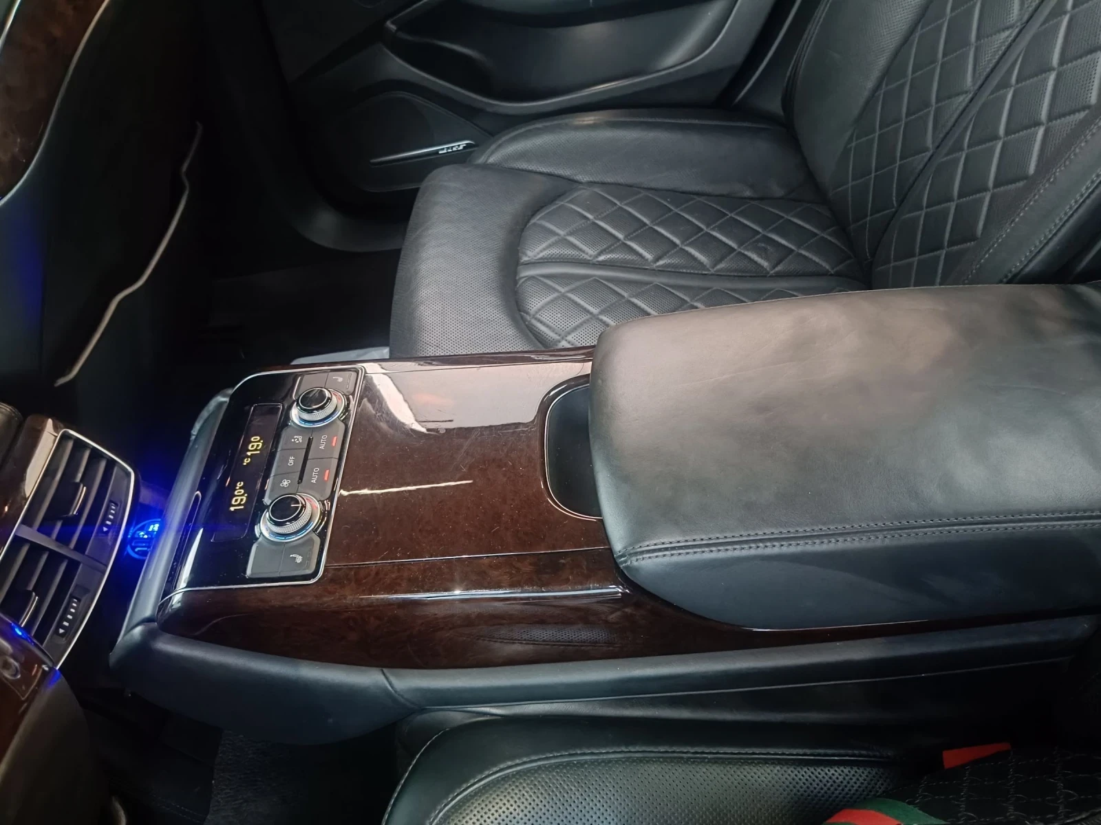 Audi A8 4.2 TDI BARTER, снимка 10 - Автомобили и джипове - 55148921