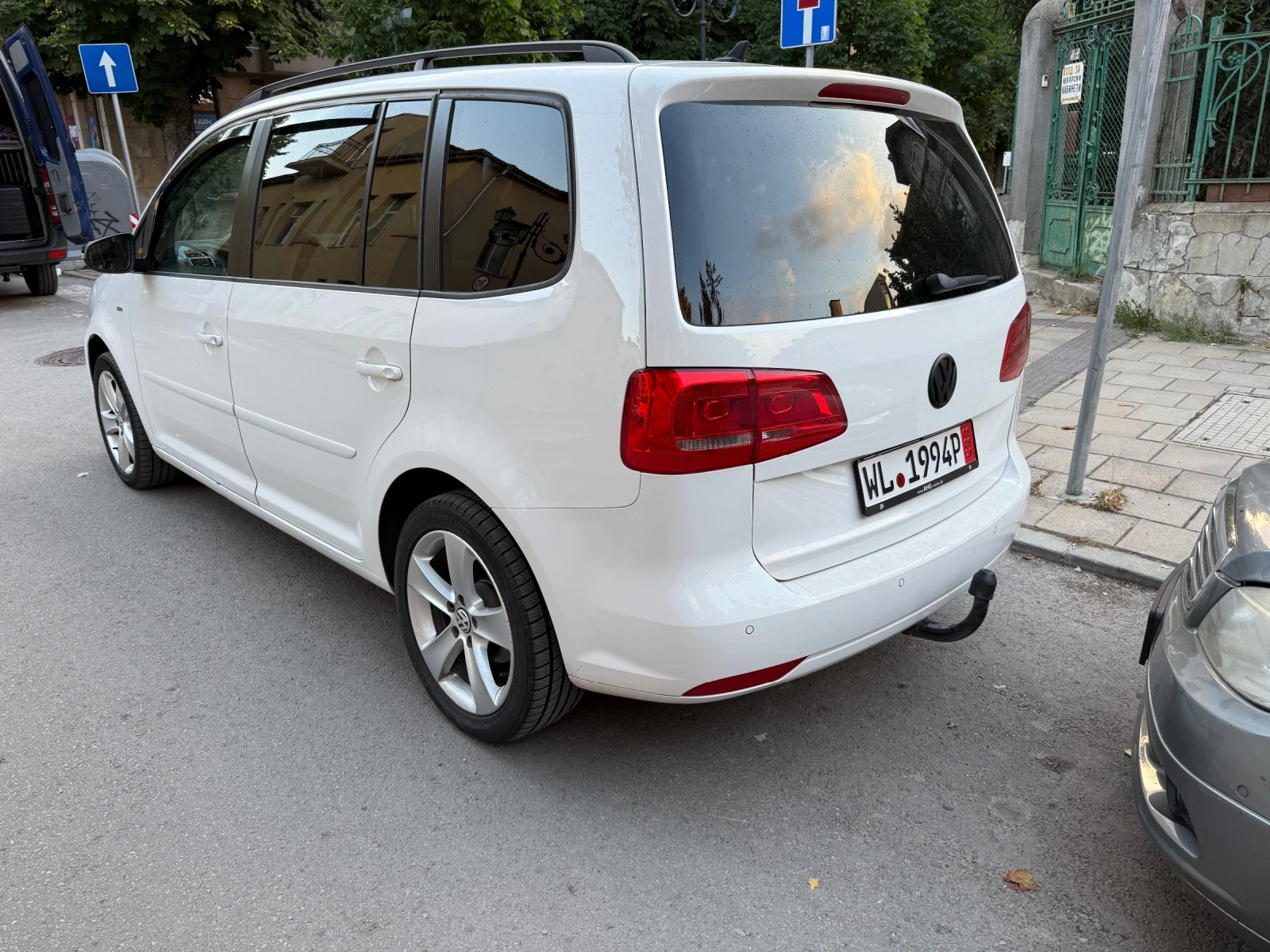 VW Touran 2013, снимка 3 - Автомобили и джипове - 55296468