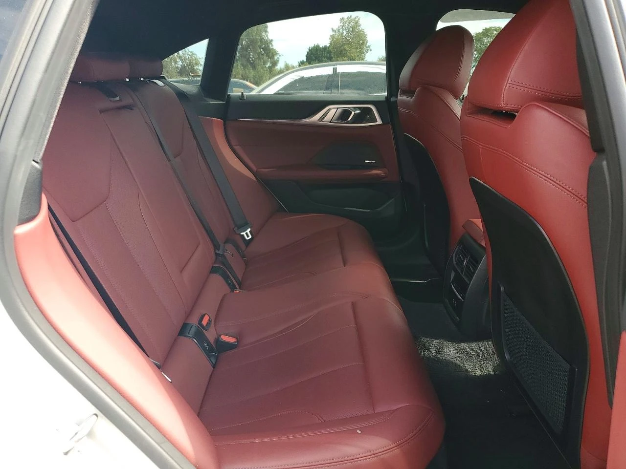 BMW i4 EDRIVE 40 | ACC | HARMAN KARDON, снимка 10 - Автомобили и джипове - 55939096