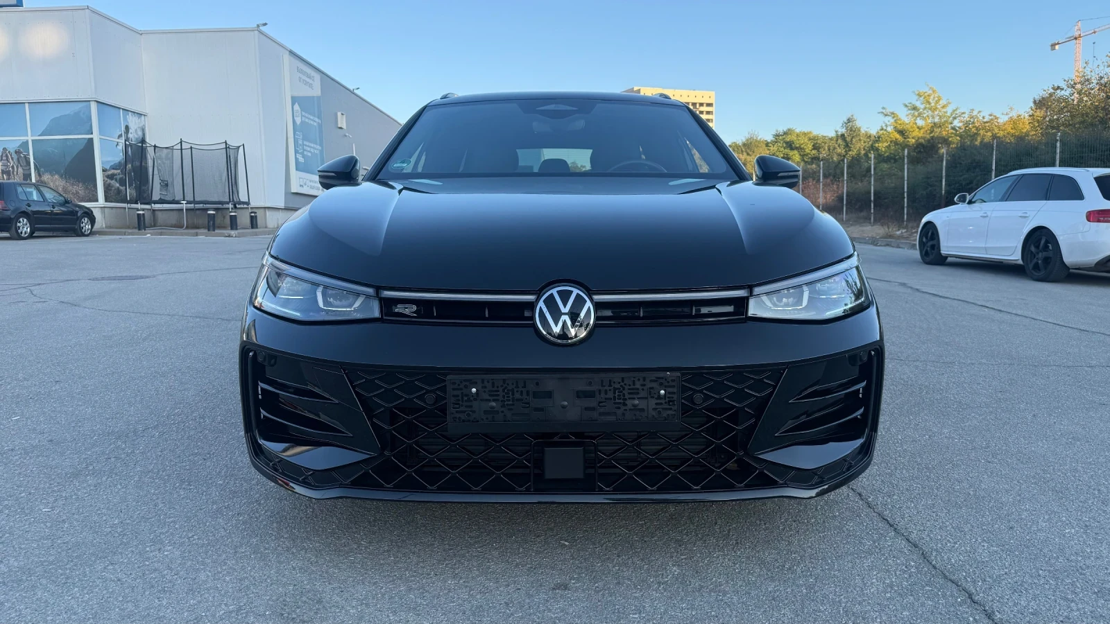 VW Passat 3XR-LINE HARMON HEAD UP ОБДУХВАНЕ, снимка 8 - Автомобили и джипове - 56015677