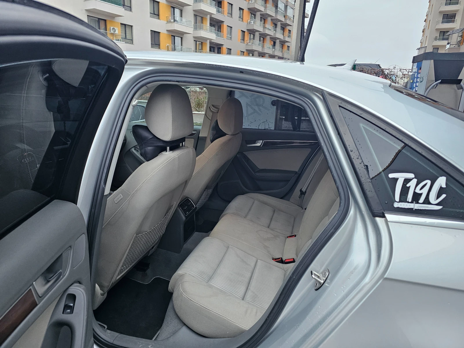 Audi A4, снимка 8 - Автомобили и джипове - 56184975