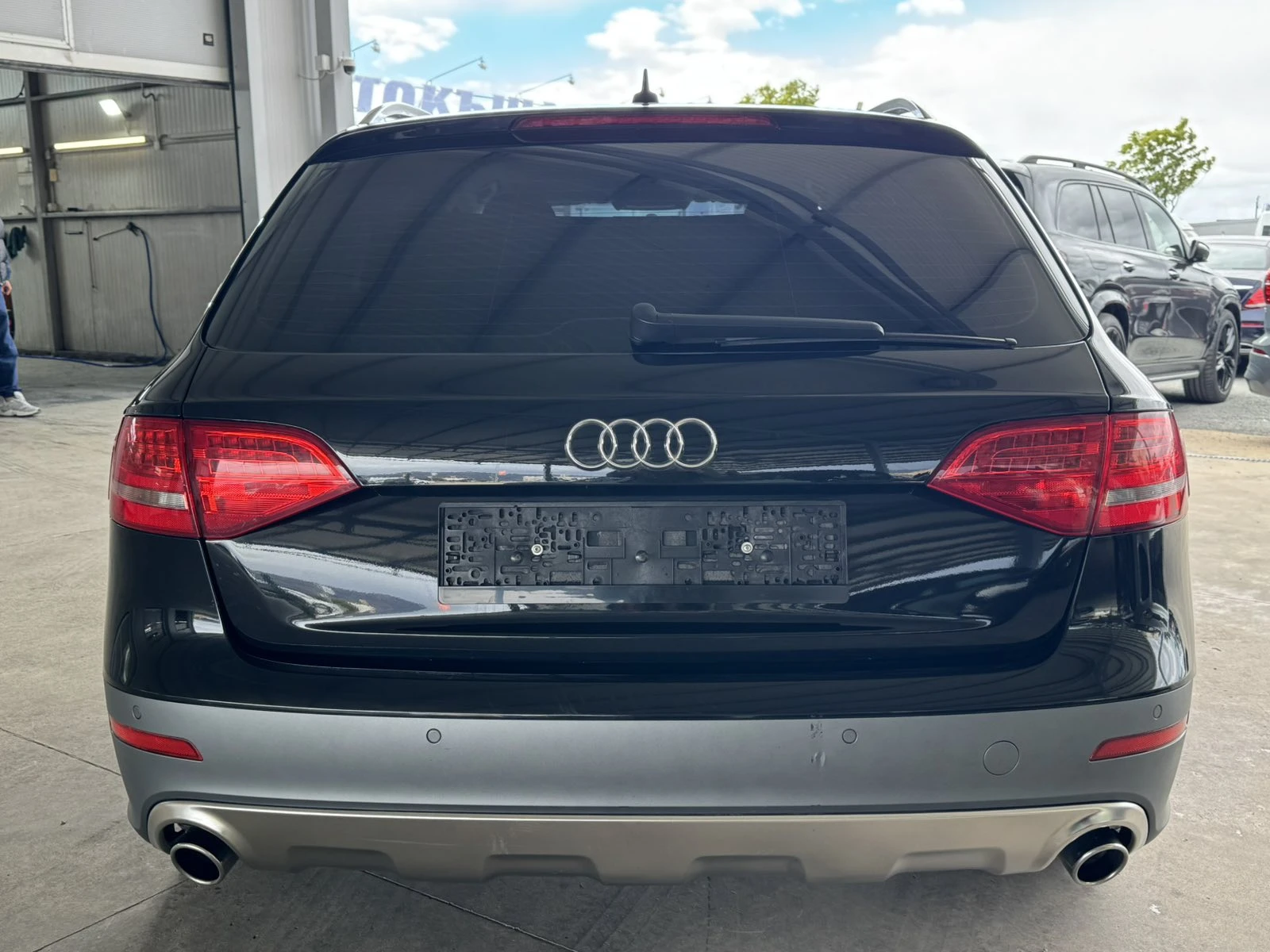 Audi A4 Allroad 3.0TDI* 239ps* quatrro* B&O* LED* КОЖА* НАВИ* , снимка 4 - Автомобили и джипове - 56192577