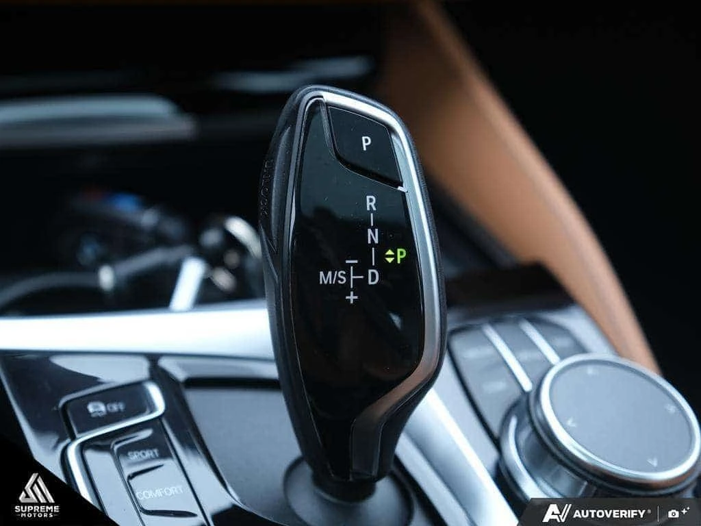 BMW 540 Mild Hybrid XDRIVE M SPORT AWD / NO ACCIDENT , снимка 12 - Автомобили и джипове - 56255809