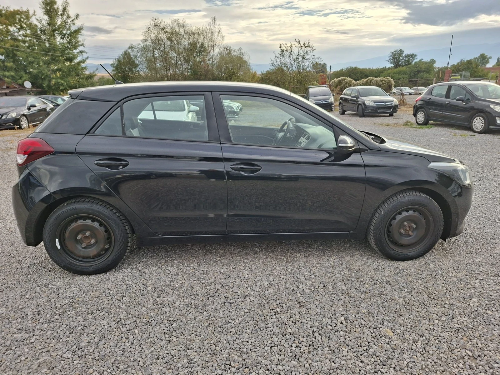 Hyundai I20, снимка 7 - Автомобили и джипове - 56265785